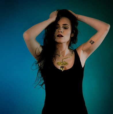 Petal Hasli Collar Necklace