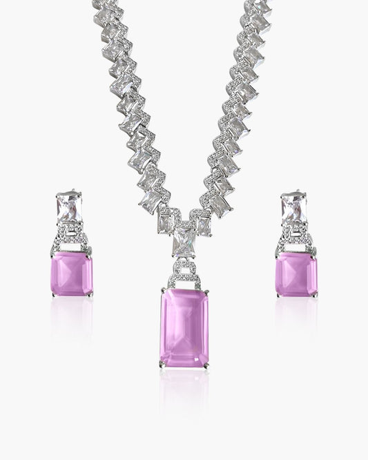 Monalisa Necklace