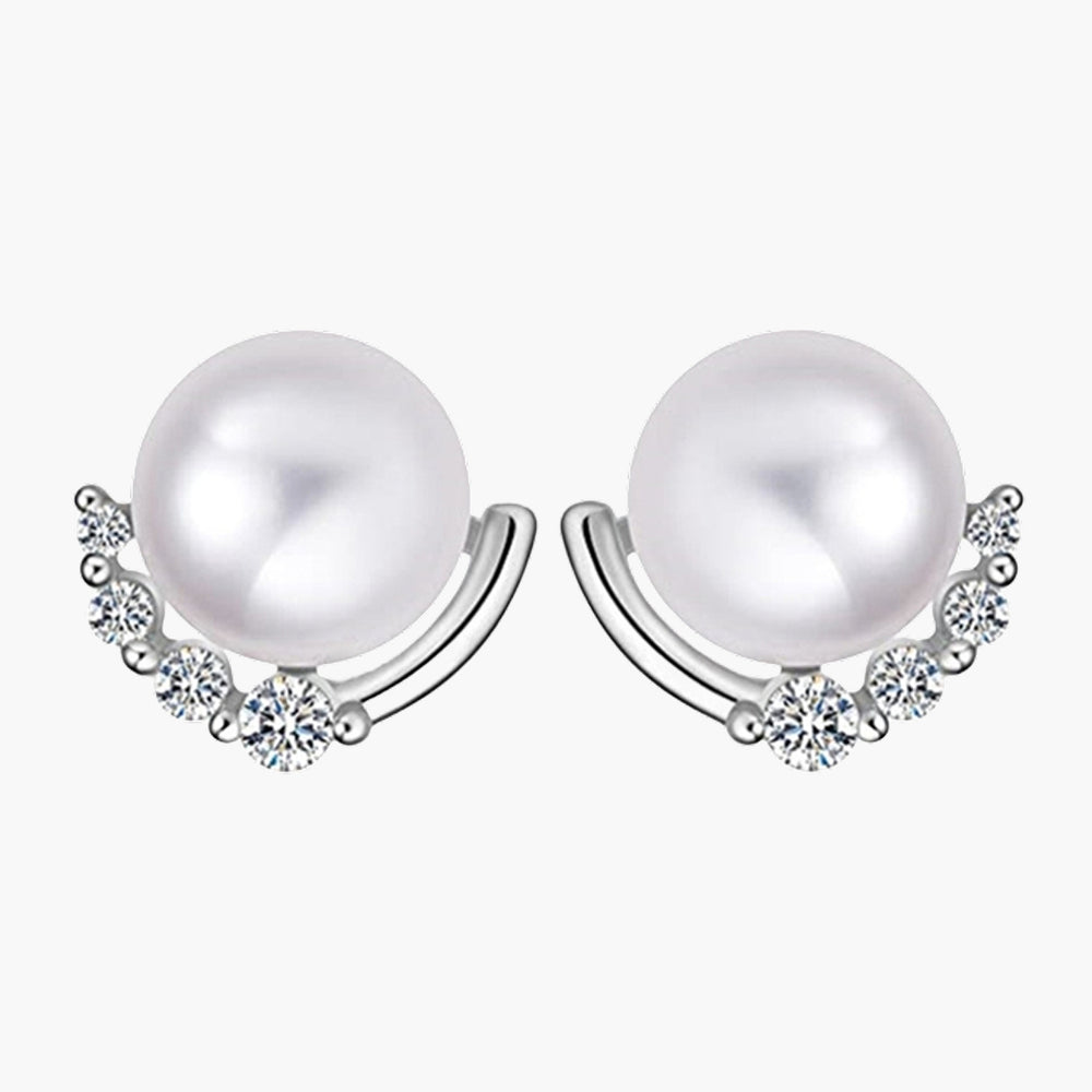 Pearl Glow Stud