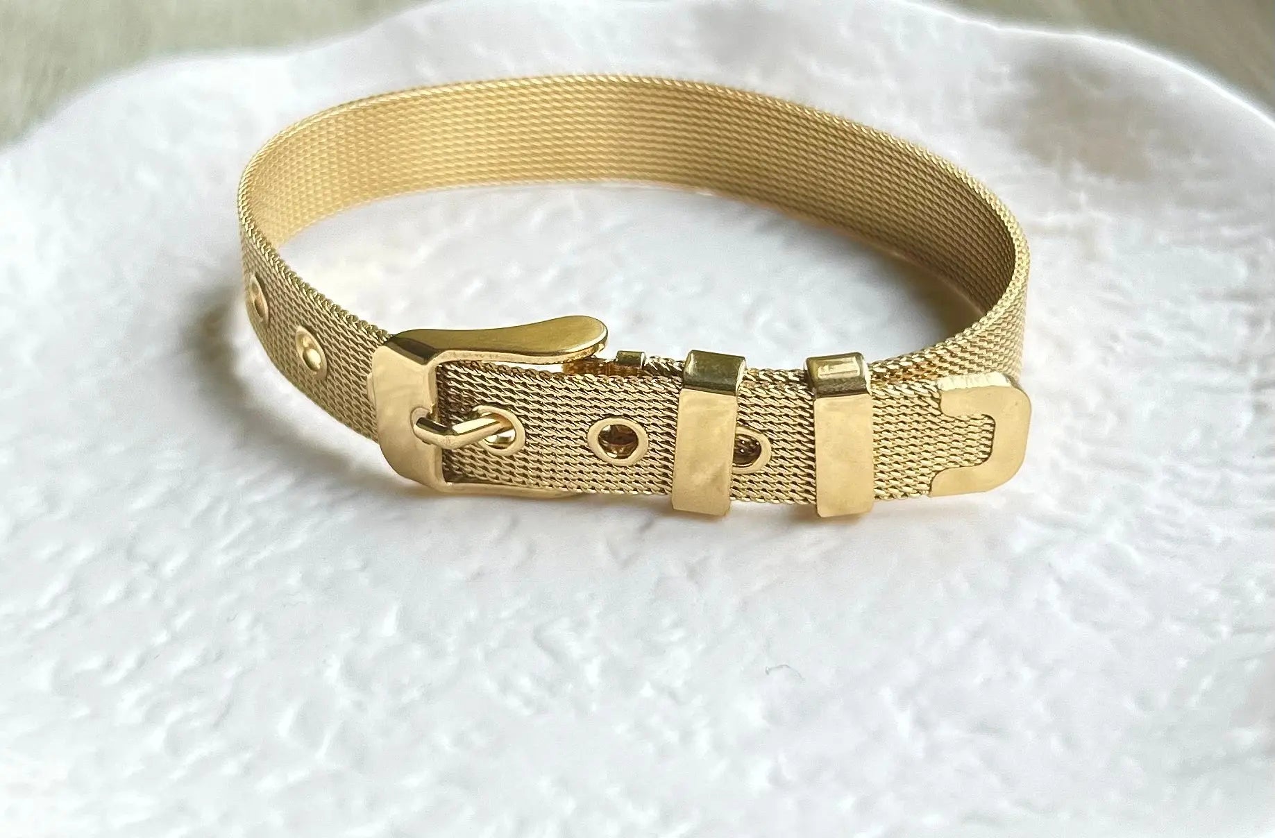 Buckle Band Bracelet - shopatclassy5