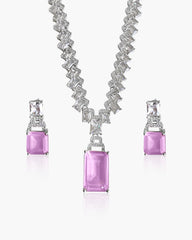 Monalisa Necklace