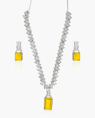 Monalisa Necklace
