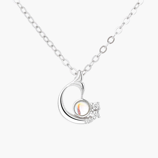 Tail Necklace